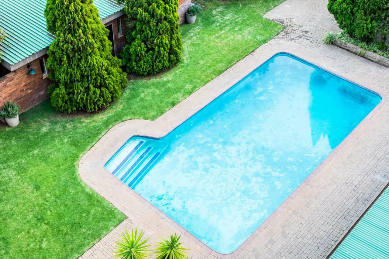 Elgro Hotel Potchefstroom Exterior photo